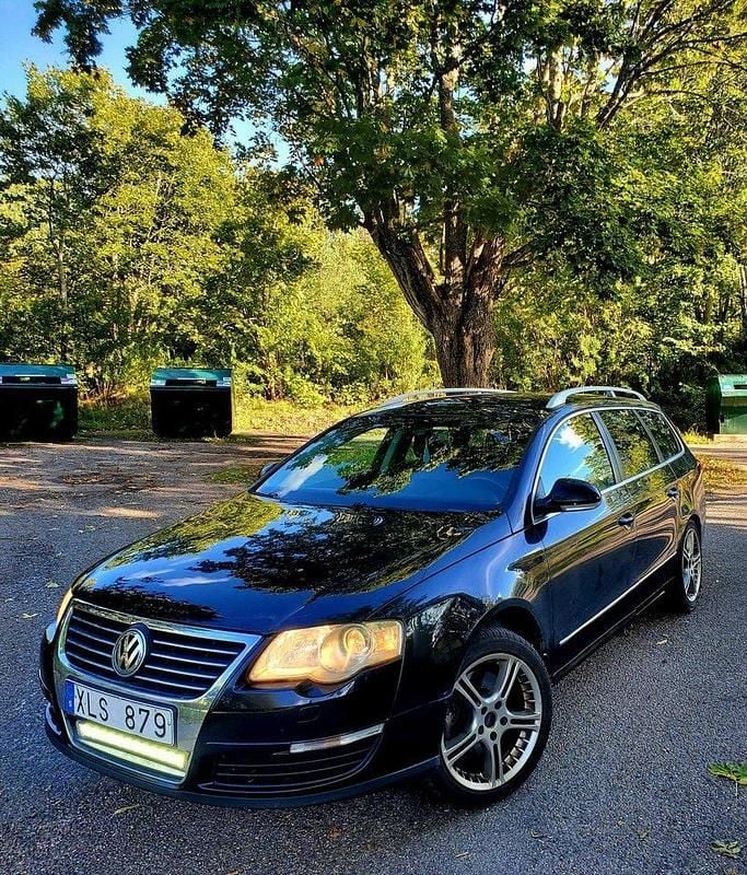 Svart Begagnad 2007 VW Passat Kombi | 23 500 kr (Marknadspris) - Bild 1/4
