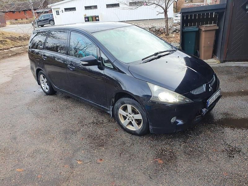 Begagnad 2006 Mitsubishi Grandis Minibuss | 20 000 kr (Marknadspris) - Bild 1/4