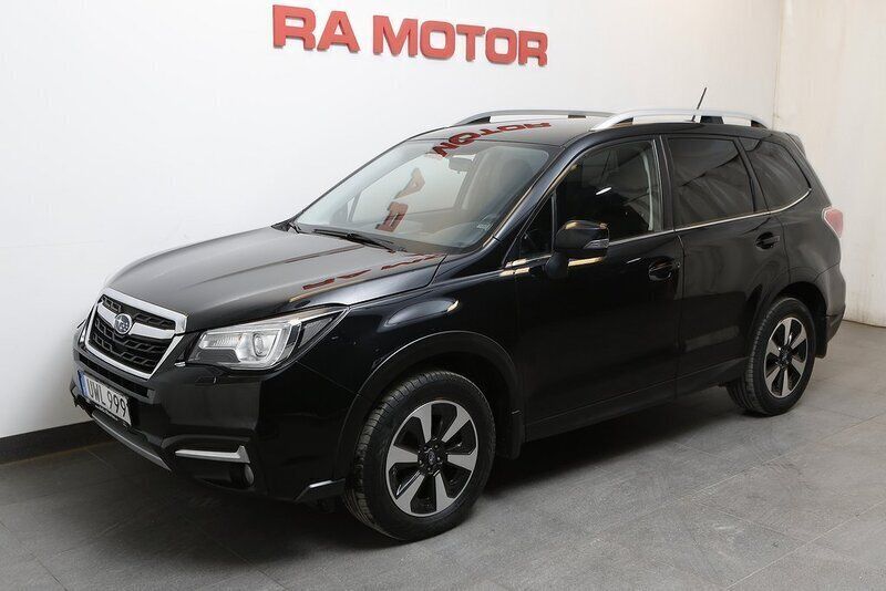 Svart Begagnad 2016 Subaru Forester SUV | 139 900 kr (Marknadspris) - Bild 1/3