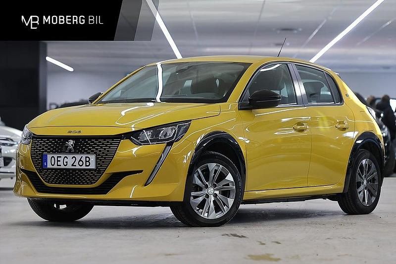 Begagnad Peugeot e-208 Active 100 kW (136 HK) 2022 Gul Halvkombi