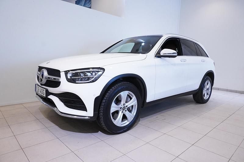 Begagnad Mercedes GLC300e 2022 Vit