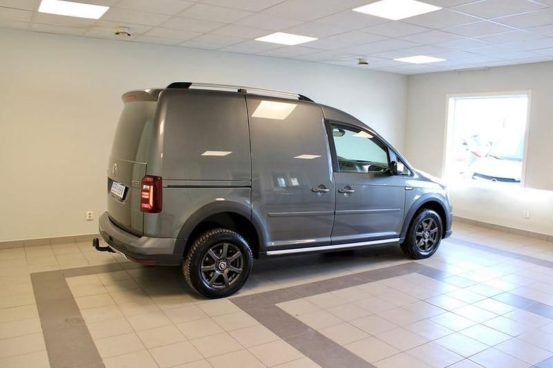 Begagnad VW Caddy 122 HK (89 kW) 2019 Grå Minibuss
