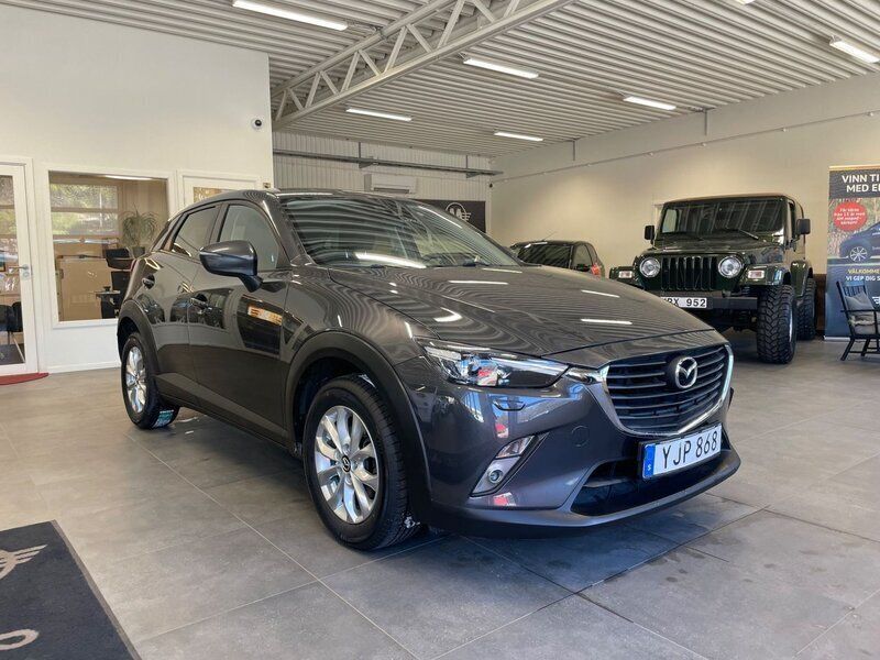 Grå Begagnad 2016 Mazda CX-3 SUV | 129 900 kr (Marknadspris) - Bild 1/4