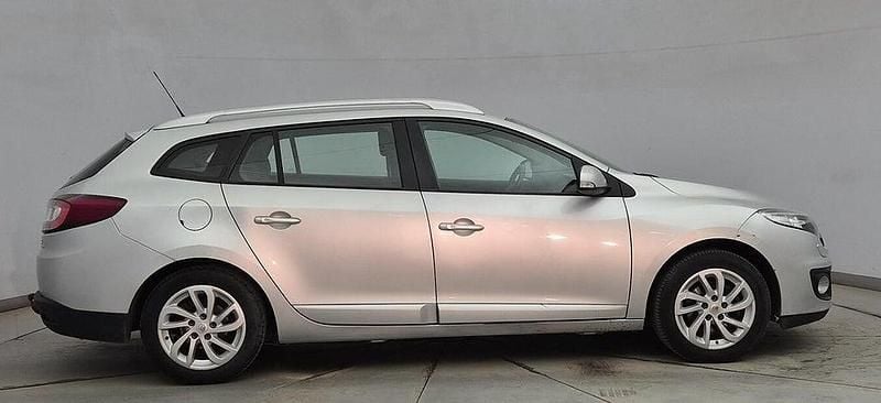 Begagnad Renault Mégane GrandTour 110 HK (80 kW) 2013 Silver Kombi
