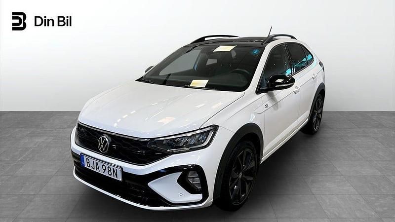 Vit Begagnad 2024 VW Taigo R-line SUV | 259 900 kr (Marknadspris) - Bild 1/4
