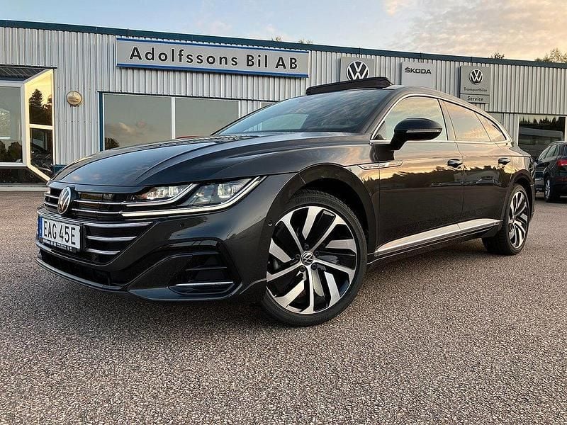 Mörkgrå Begagnad 2023 VW Arteon R-line Kombi | 419 000 kr (Dyr) - Bild 1/4