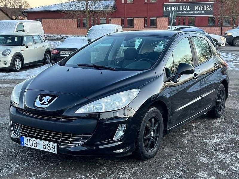 Begagnad Peugeot 308 109 HK (80 kW) 2008 Svart Halvkombi