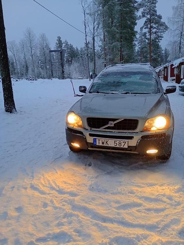 Begagnad 2003 Volvo XC90 SUV | 20 000 kr (Bra pris) - Bild 1/4