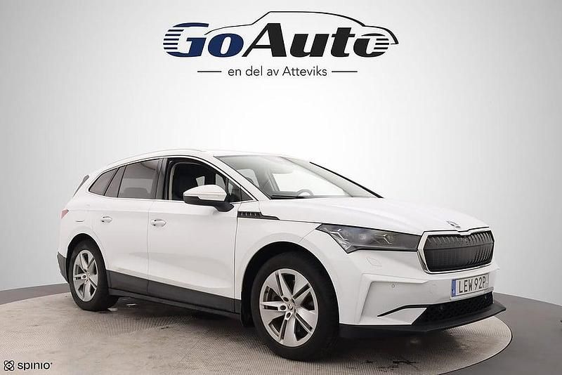 Vit Begagnad 2021 Skoda Enyaq iV SUV | 289 500 kr (Marknadspris) - Bild 1/4