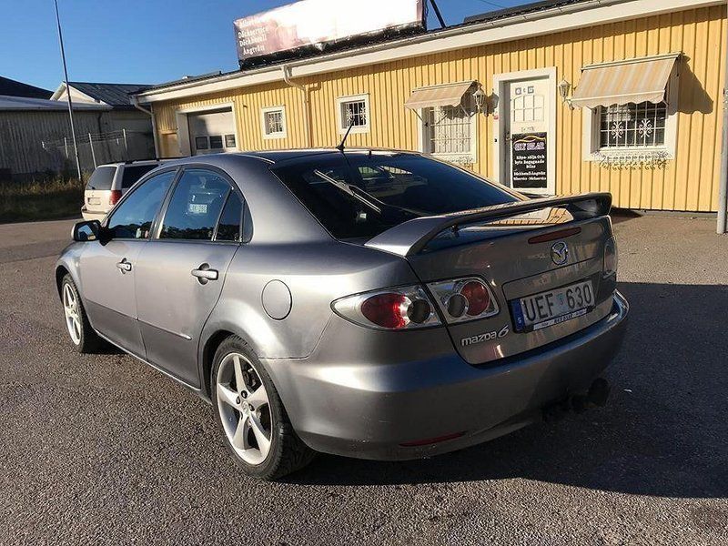 Begagnad Mazda 6 166 HK (122 kW) 2003 Mörkgrå Halvkombi