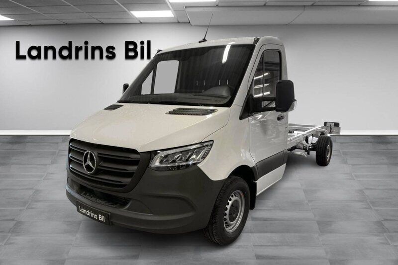 Vit Ny 2024 Mercedes Sprinter Van | 556 250 kr (Superpris) - Bild 1/4