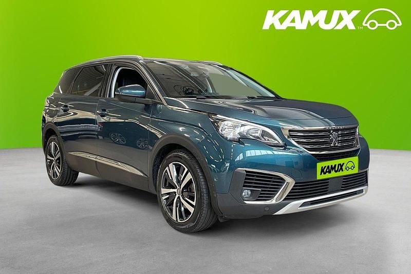 Blå Begagnad 2017 Peugeot 5008 Minibuss | 169 900 kr (Marknadspris) - Bild 1/4