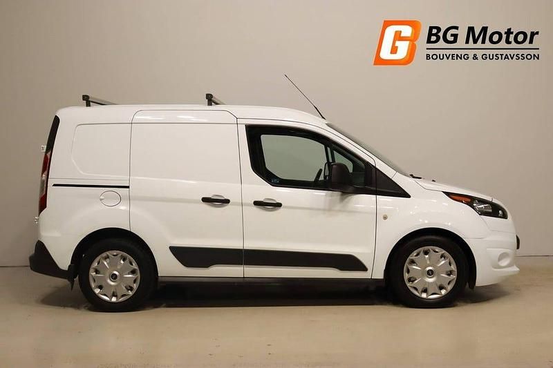 Begagnad Ford Transit Connect 101 HK (74 kW) 2017 Vit Minibuss