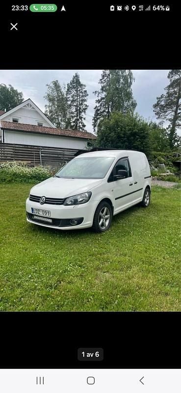 Begagnad VW Caddy 102 HK (75 kW) 2011 Minibuss