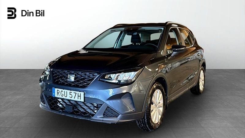Grå Begagnad 2024 Seat Arona Style SUV | 219 900 kr (Lite dyr) - Bild 1/4