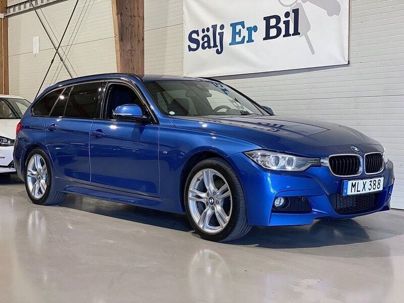 Blå Begagnad 2014 BMW 320 M Sport Kombi | 209 800 kr (Dyr) - Bild 1/4