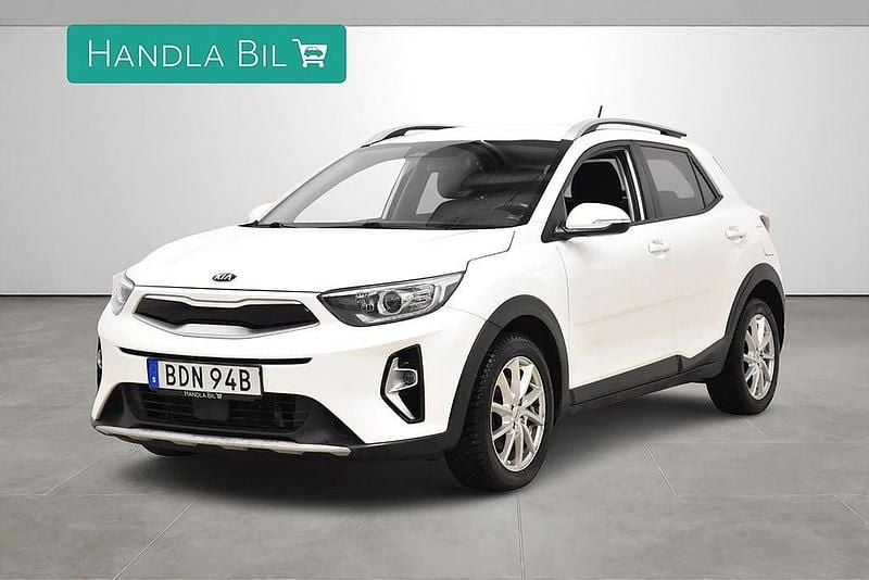 Vit Begagnad 2020 Kia Stonic Advance SUV | 174 900 kr (Marknadspris) - Bild 1/4
