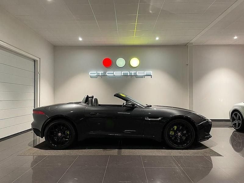 Begagnad Jaguar F-Type 340 HK (250 kW) 2013 Grå Cab