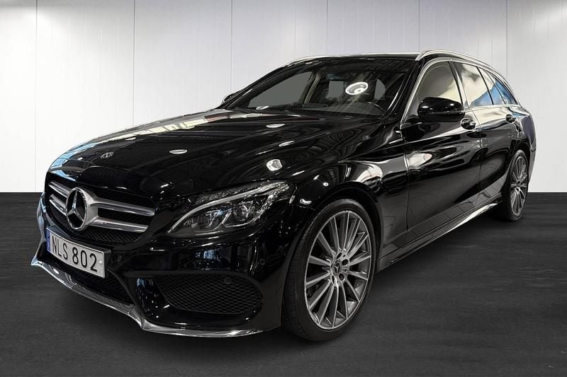 Svart Begagnad 2018 Mercedes C220 Premium Kombi | 259 900 kr (Marknadspris) - Bild 1/4