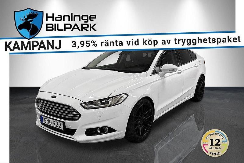 Vit Begagnad 2014 Ford Mondeo Titanium Halvkombi | 129 900 kr (Marknadspris) - Bild 1/2