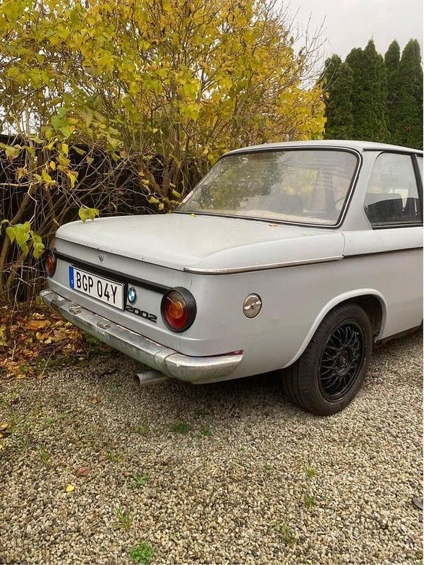 Begagnad 1971 BMW 2002 Sedan | 40 000 kr - Bild 1/4