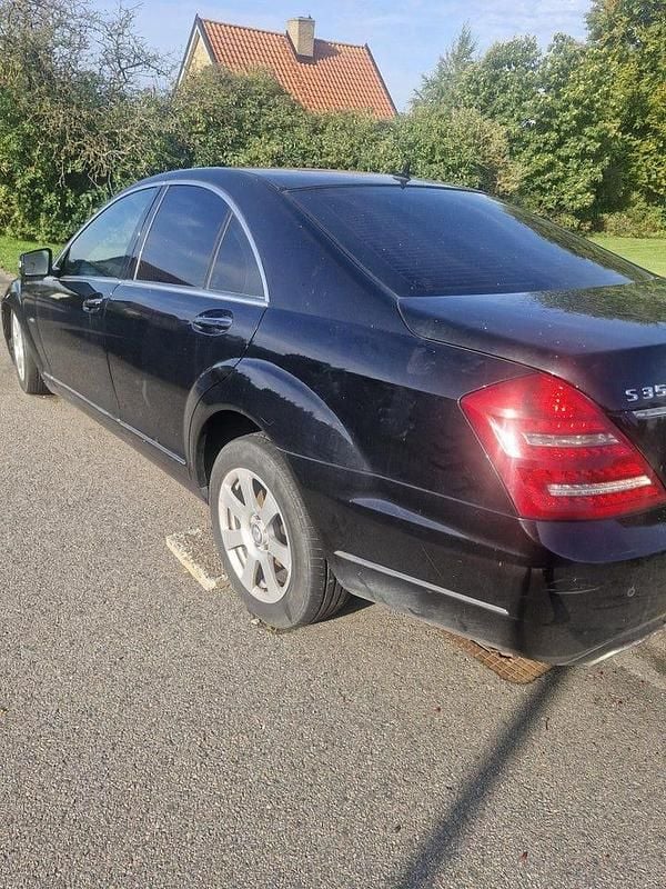 Begagnad Mercedes S350 235 HK (172 kW) 2010 Svart Sedan