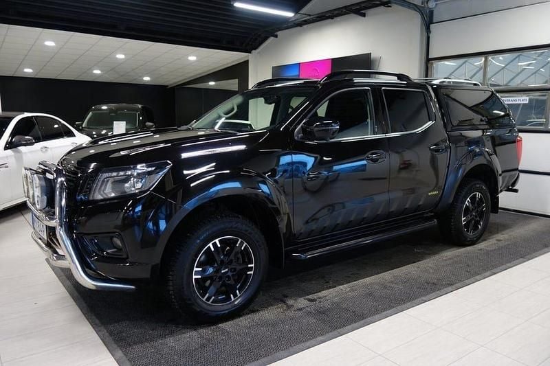Svart Begagnad 2019 Nissan Navara Pickup | 273 750 kr (Dyr) - Bild 1/4