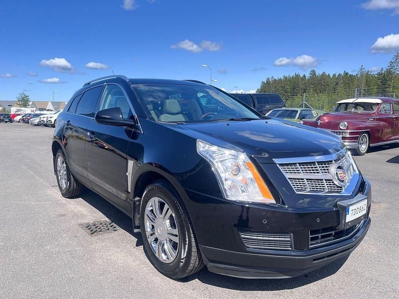 Svart Begagnad 2012 Cadillac SRX SUV | 169 000 kr - Bild 1/4