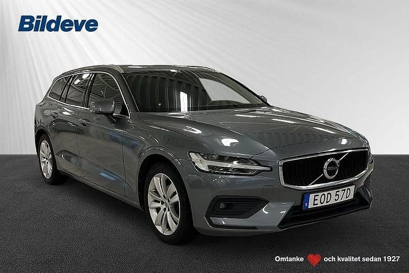 Grå Begagnad 2020 Volvo V60 Momentum Kombi | 279 900 kr (Bra pris) - Bild 1/4