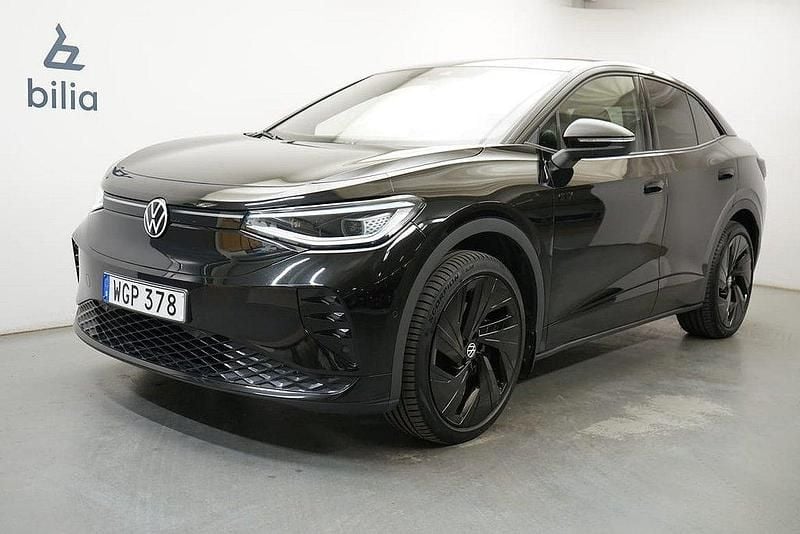 Svart Begagnad 2022 VW ID.5 GTX SUV | 359 900 kr (Marknadspris) - Bild 1/4