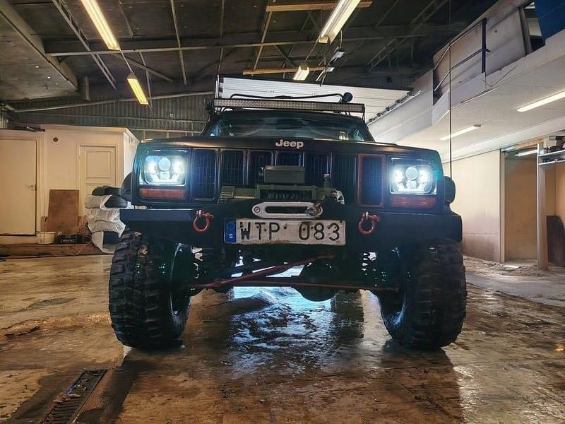 Begagnad Jeep Cherokee 193 HK (141 kW) 1998 Grön SUV