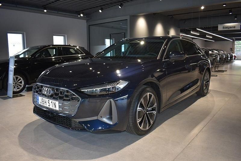 Blå Ny 2025 Audi A5 Proline Sportkupé | 619 000 kr - Bild 1/4
