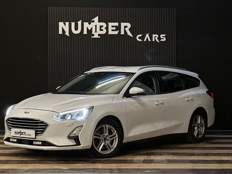 Vit Begagnad 2019 Ford Focus Trend Kombi | 119 900 kr (Lite dyr) - Bild 1/4