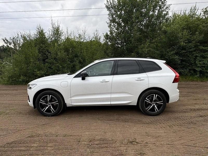 Begagnad 2020 Volvo XC60 R-Design SUV | 380 000 kr (Lite dyr) - Bild 1/4