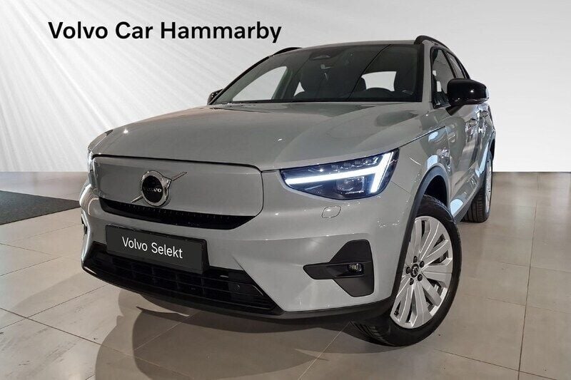 Grå Begagnad 2024 Volvo XC40 Single Motor Extended Range SUV | 479 000 kr - Bild 1/3