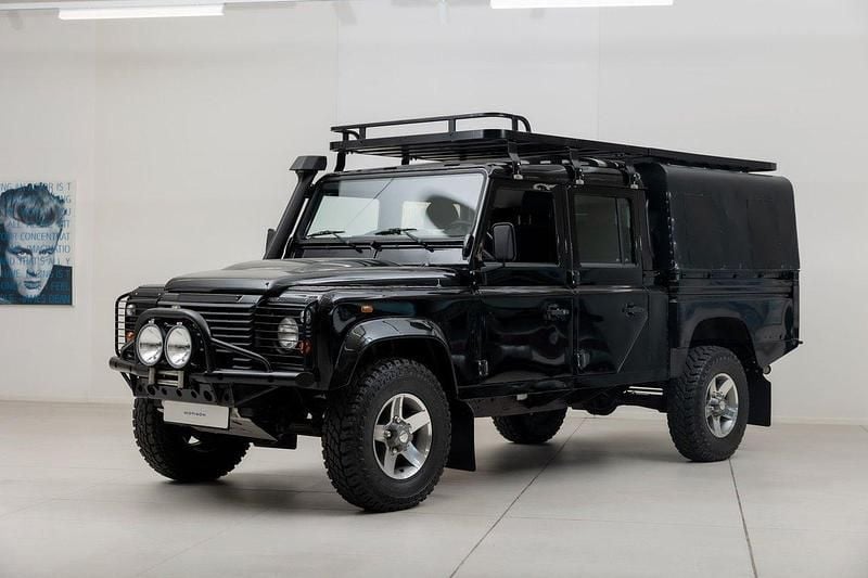 Svart Begagnad 2010 Land Rover Defender SUV | 425 000 kr (Marknadspris) - Bild 1/4