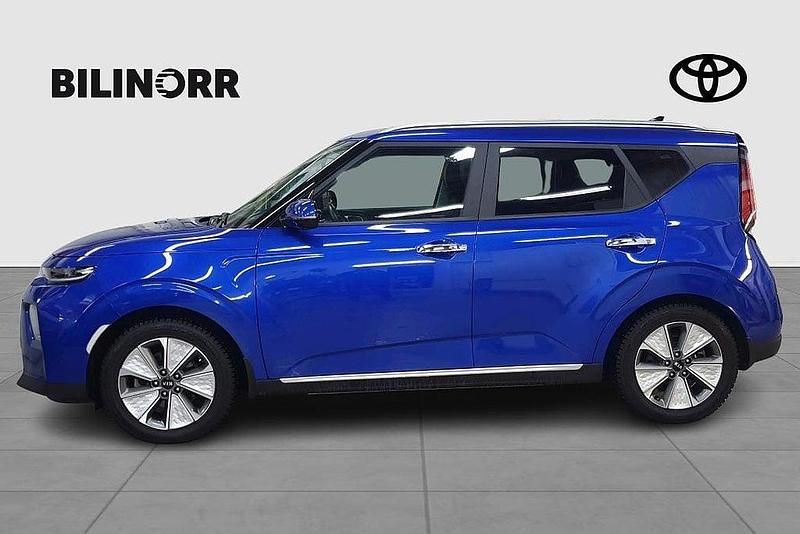 Begagnad Kia Soul EV Advance 152 kW (207 HK) 2022 Blå SUV