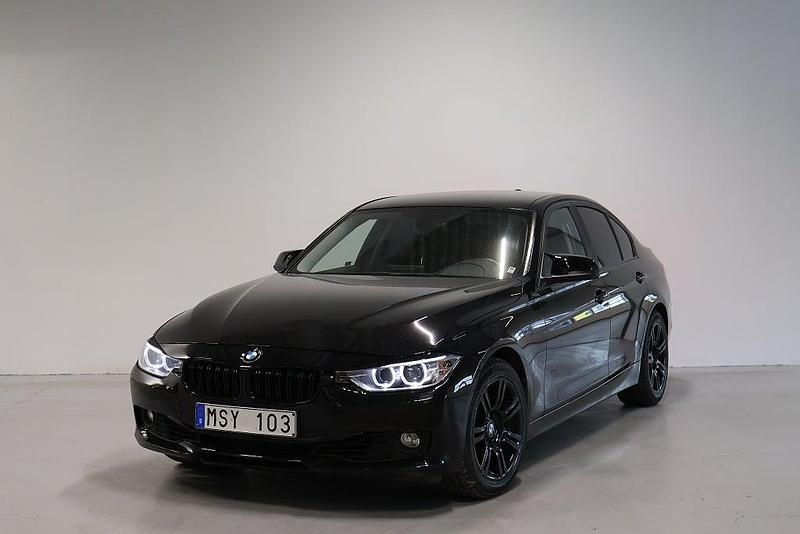 Begagnad BMW 328 245 HK (180 kW) 2012 Svart Sedan