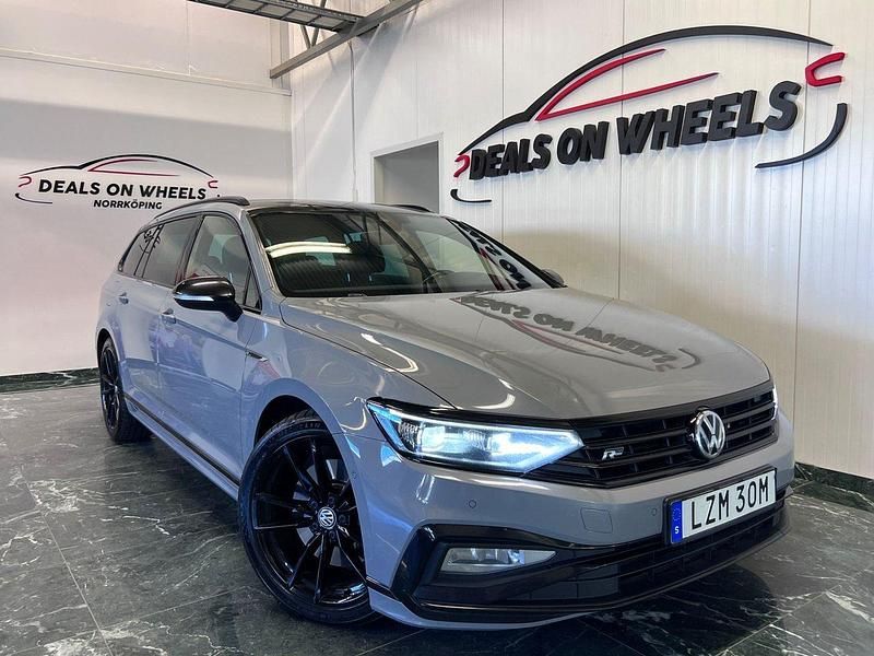 Grå Begagnad 2019 VW Passat R-line Edition Kombi | 304 900 kr - Bild 1/4