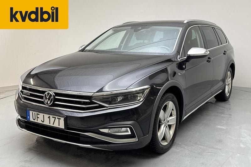 Begagnad VW Passat Alltrack Executive 200 HK (147 kW) 2021 Svart Kombi