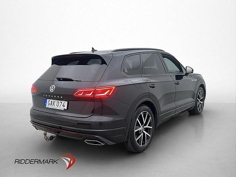 Begagnad VW Touareg R-line 286 HK (210 kW) 2018 Svart SUV