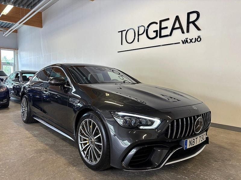 Grå Begagnad 2019 Mercedes AMG GT 63 AMG Sportkupé | 1 149 900 kr (Superpris) - Bild 1/4