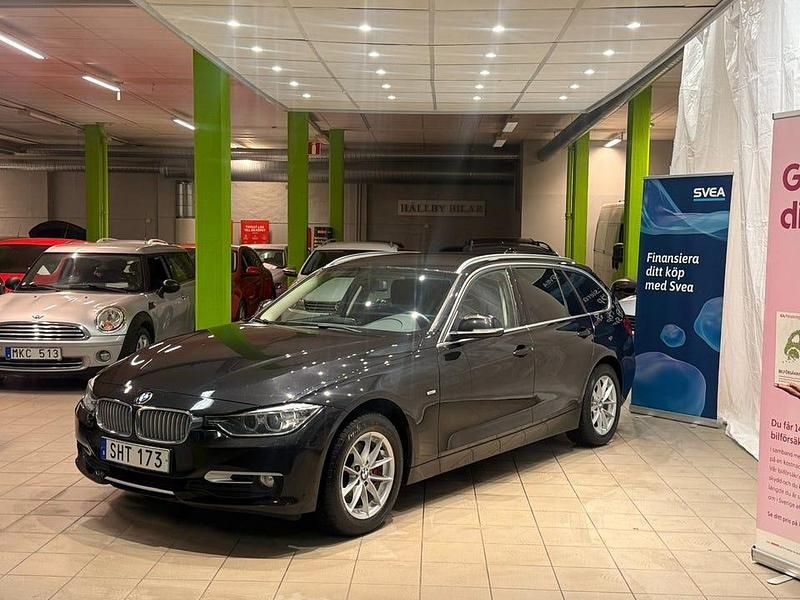 Svart Begagnad 2014 BMW 320 Kombi | 139 900 kr (Bra pris) - Bild 1/4
