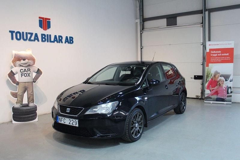 Svart Begagnad 2013 Seat Ibiza Style Halvkombi | 47 800 kr (Marknadspris) - Bild 1/4