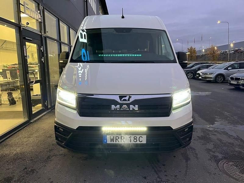 Begagnad MAN TGE 180 HK (132 kW) 2020 Vit Van