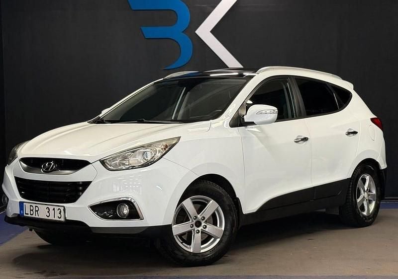 Vit Begagnad 2010 Hyundai ix35 SUV | 104 900 kr (Lite dyr) - Bild 1/4