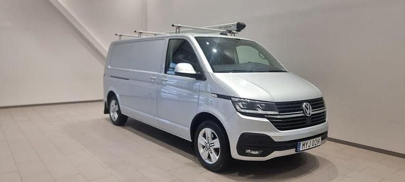 Silver (reflexsilver metallic) Begagnad 2021 VW T6.1 Van | 349 000 kr (Marknadspris) - Bild 1/4