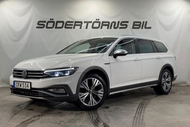 Vit Begagnad 2020 VW Passat Alltrack Kombi | 269 900 kr (Marknadspris) - Bild 1/2