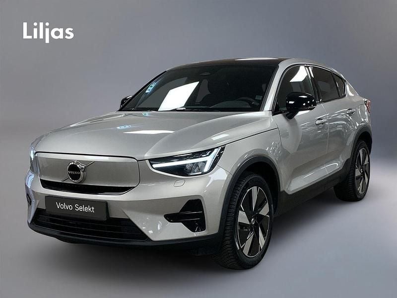 Silver Begagnad 2024 Volvo EC40 Core SUV | 394 900 kr (Marknadspris) - Bild 1/3