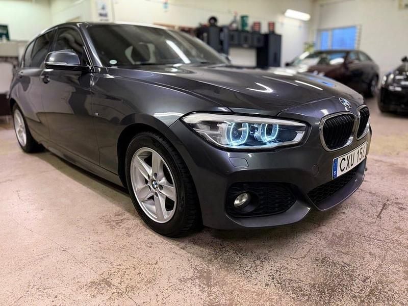 Begagnad BMW 118 M Sport 150 HK (110 kW) 2016 Grå Halvkombi